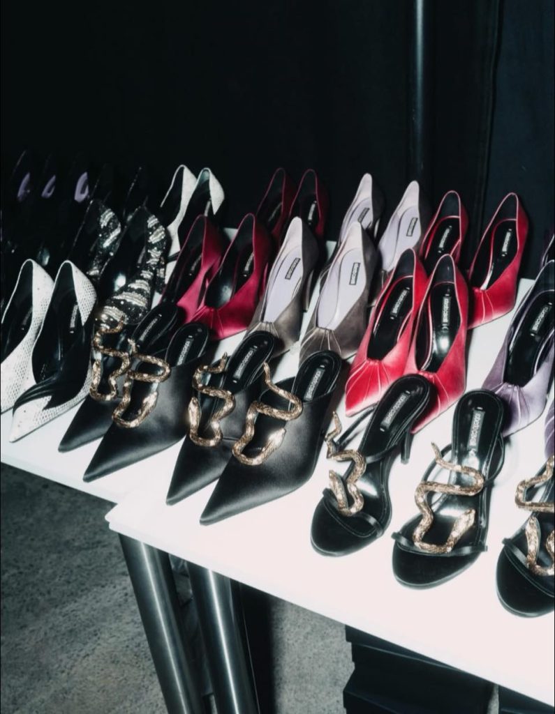 Roberto Cavalli fw2600006 795x1024 1