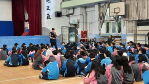基警少年隊深入校園推動法治教育宣導 提升學生守法觀念 4 1772786380454 300x169 1