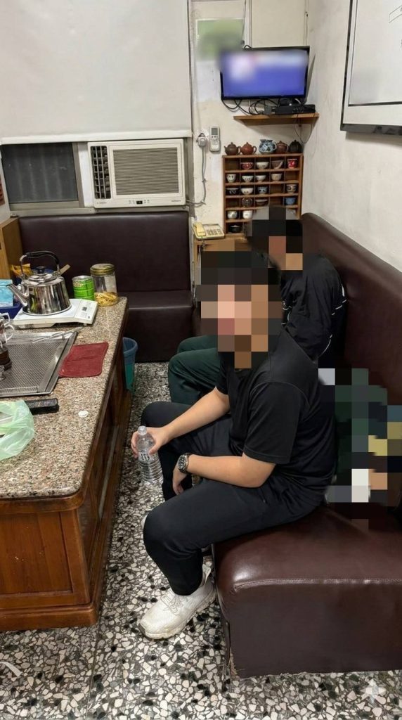 S 517128230 0 572x1024 1