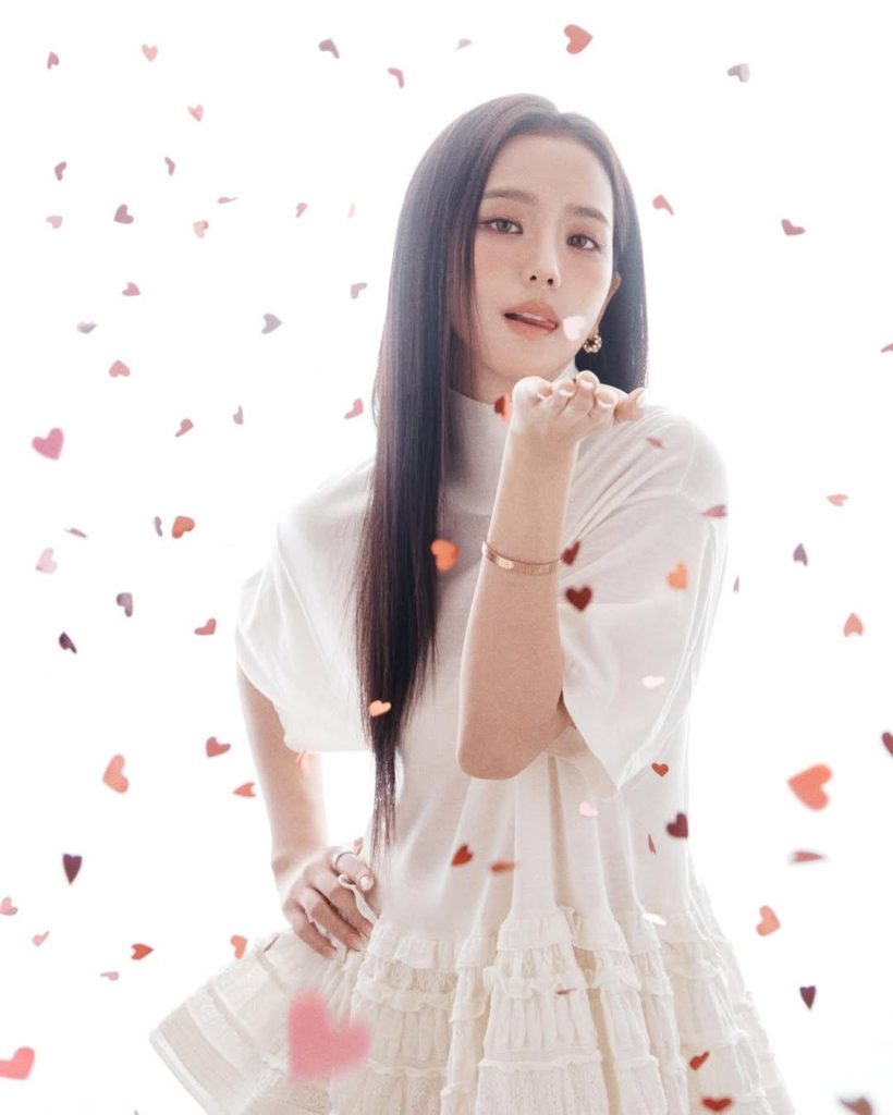 S 10043409 0 820x1024 1