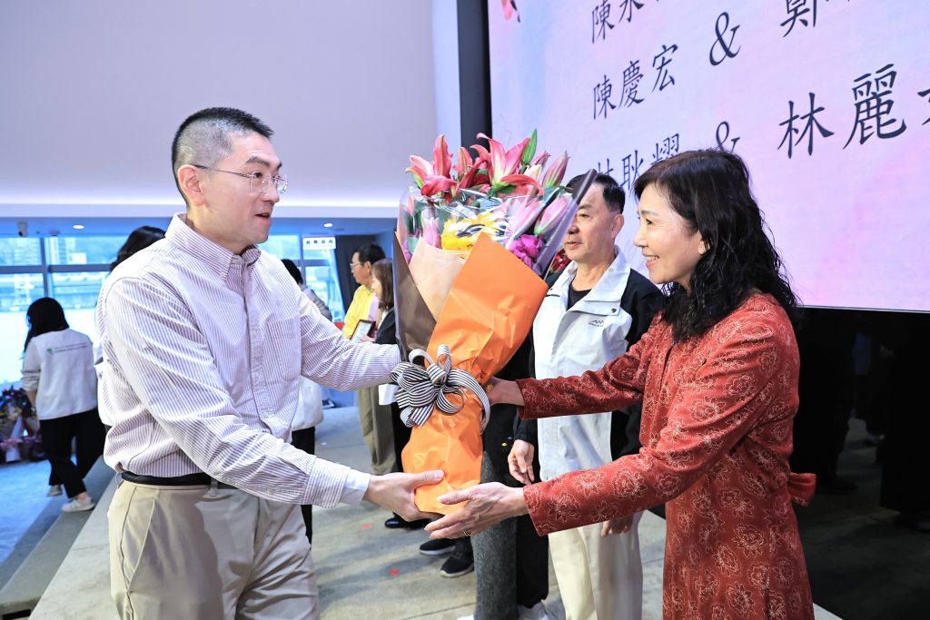 基隆「愛的心手相牽」餐敘登場 謝國樑感謝寄養家庭守護安置兒少 6 S 517734421 1024x683 1