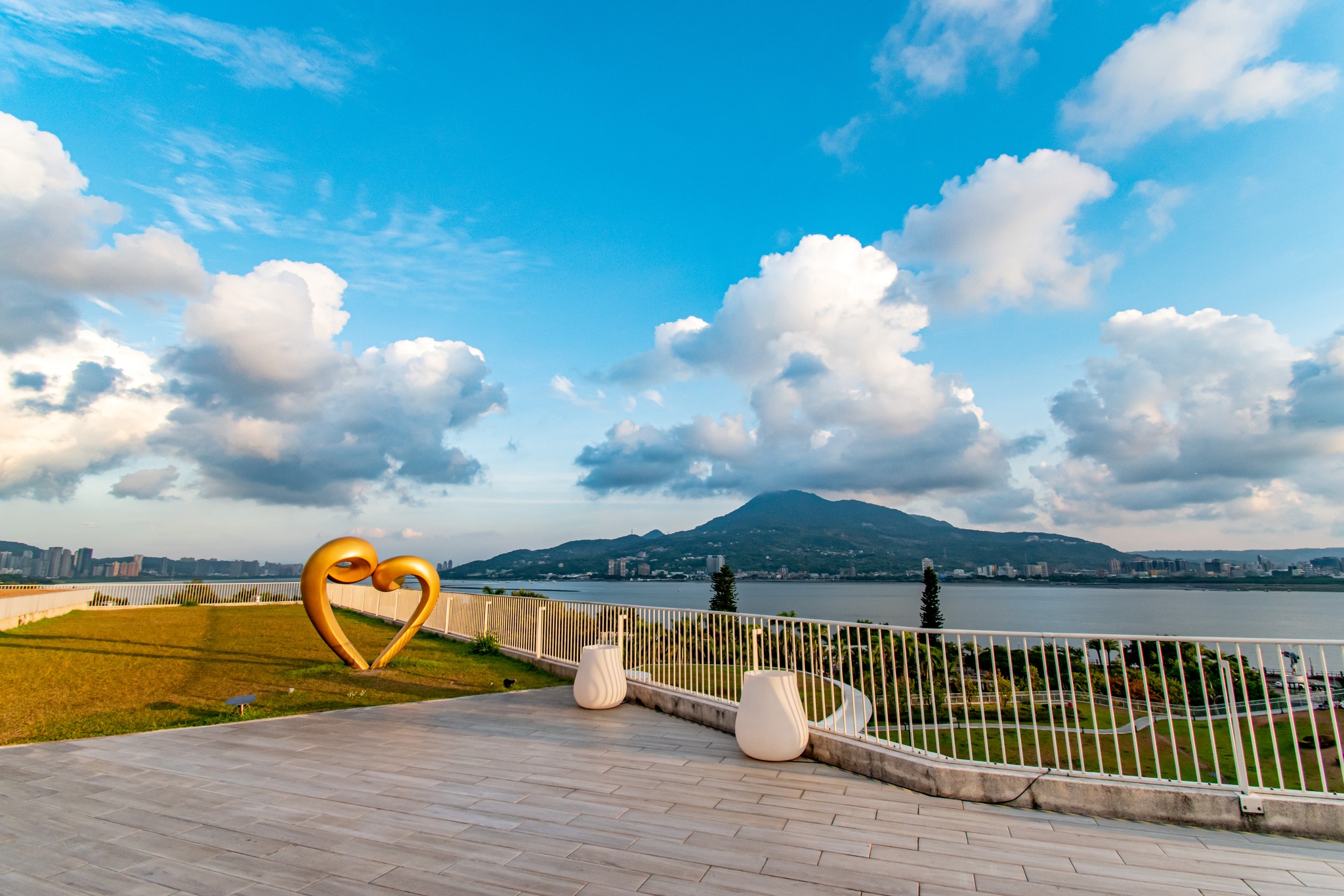 %E5%9C%96%E4%BA%8C%E5%8A%A0%E8%B4%88%E9%85%92%E5%BA%97R%E6%A8%93%E6%9C%9B%E9%AB%98%E6%A8%93%E7%9A%84%E6%98%9F%E5%B7%B4%E5%85%8B%E5%92%96%E5%95%A1%E6%9C%8D%E5%8B%99%E9%A3%B2%E5%93%81%E5%9C%96 %E5%B0%87%E6%8D%B7%E9%87%91%E9%AC%B1%E9%87%91%E9%A6%99%E9%85%92%E5%BA%97%E6%8F%90%E4%BE%9B