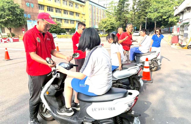 《圖說》樹林高中機車安全宣教。〈教育局提供〉