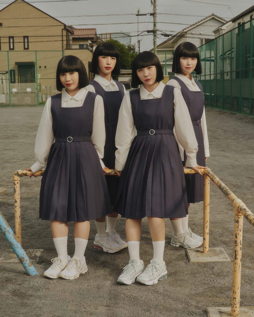 S 10387515 0 819x1024 1