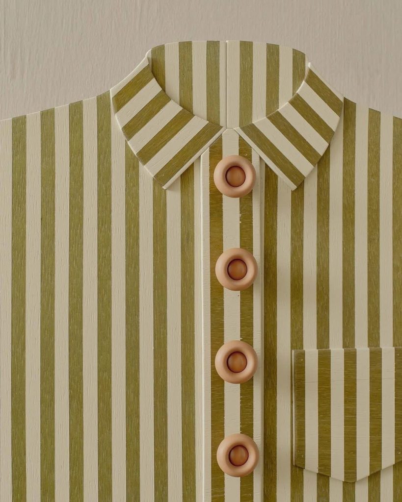 S 10444807 0 819x1024 1