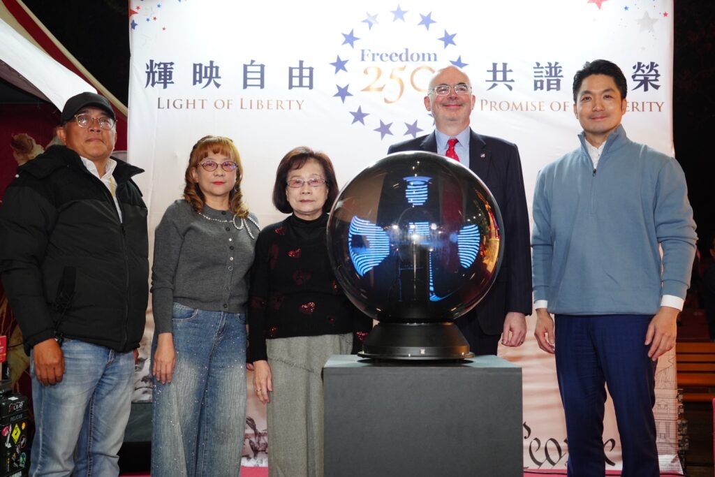 台北燈節成城市外交平台 12團國內外貴賓參訪盛讚 10 S 107397142 0 1024x683 1