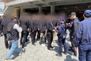 幫派參加告別式 北市警方強勢執法攔檢盤查防制暴力衝突 8 MEITU 20260314 111830869 300x200 1