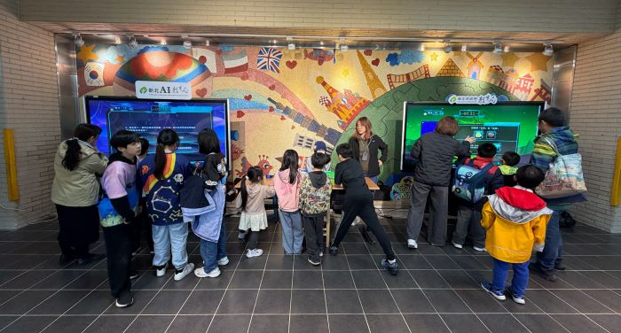 陪孩子善用科技 新北數位學習家長宣講4/19登場 8 《圖說》家長宣講4月登場 讓家成為孩子的智慧基地。〈教育局提供〉