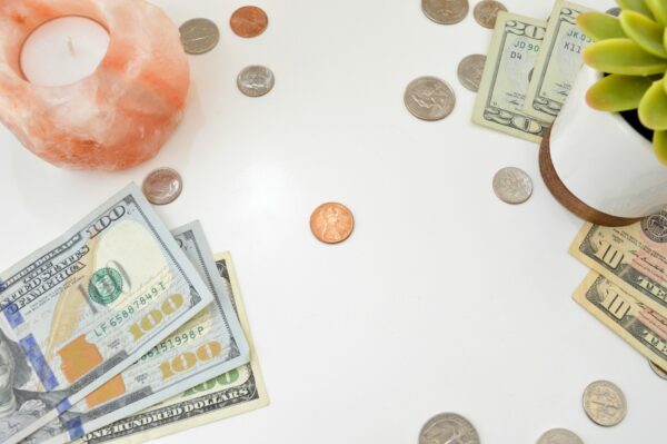 00929真的脫胎換骨了?股民狂喊逢低撿 達人教你怎麼存 2 20260313165439 38 600x399 1