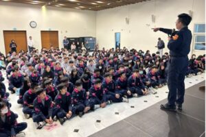 學生VR微電車智慧實境體驗交通安全講習 5 MEITU 20260316 112939458 300x200 1