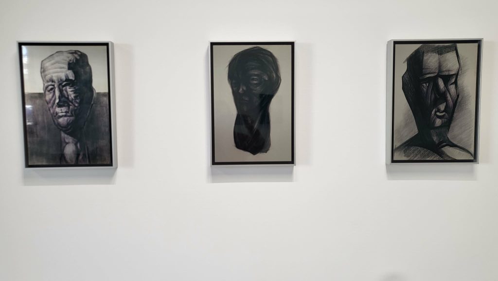 %E9%82%B1%E5%BB%BA%E9%8A%98%E4%BD%9C%E5%93%812002 2025 1024x577 1