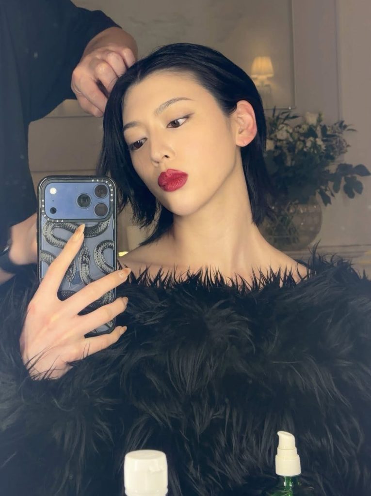 春意與噴嚏共舞!三吉彩花釋出超萌生活近照,與花粉症「鬥爭中」 7 S 10731558 0 765x1024 1