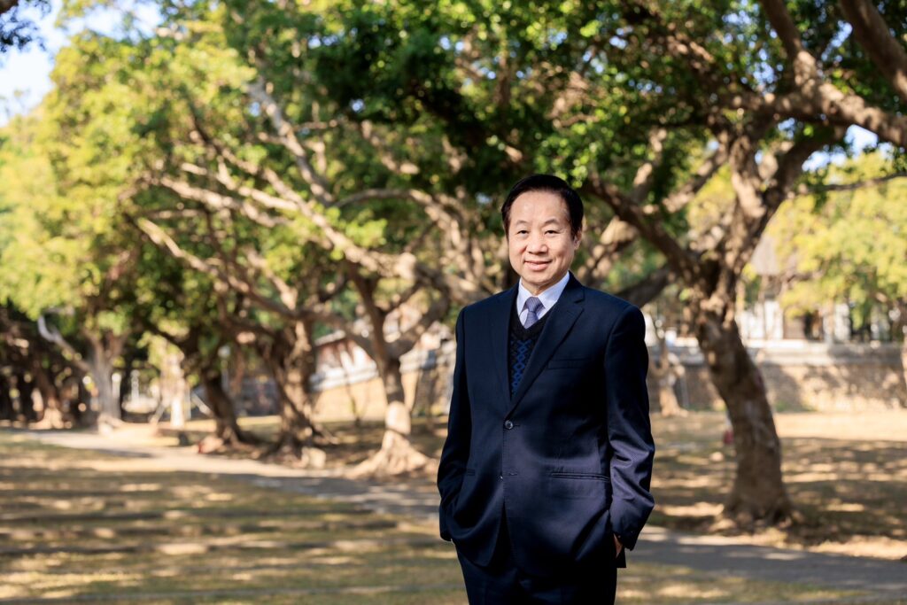 S 100933935 1024x683 1