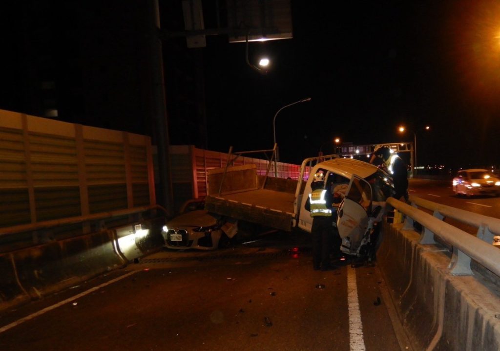 S 290824258 0 1024x718 1