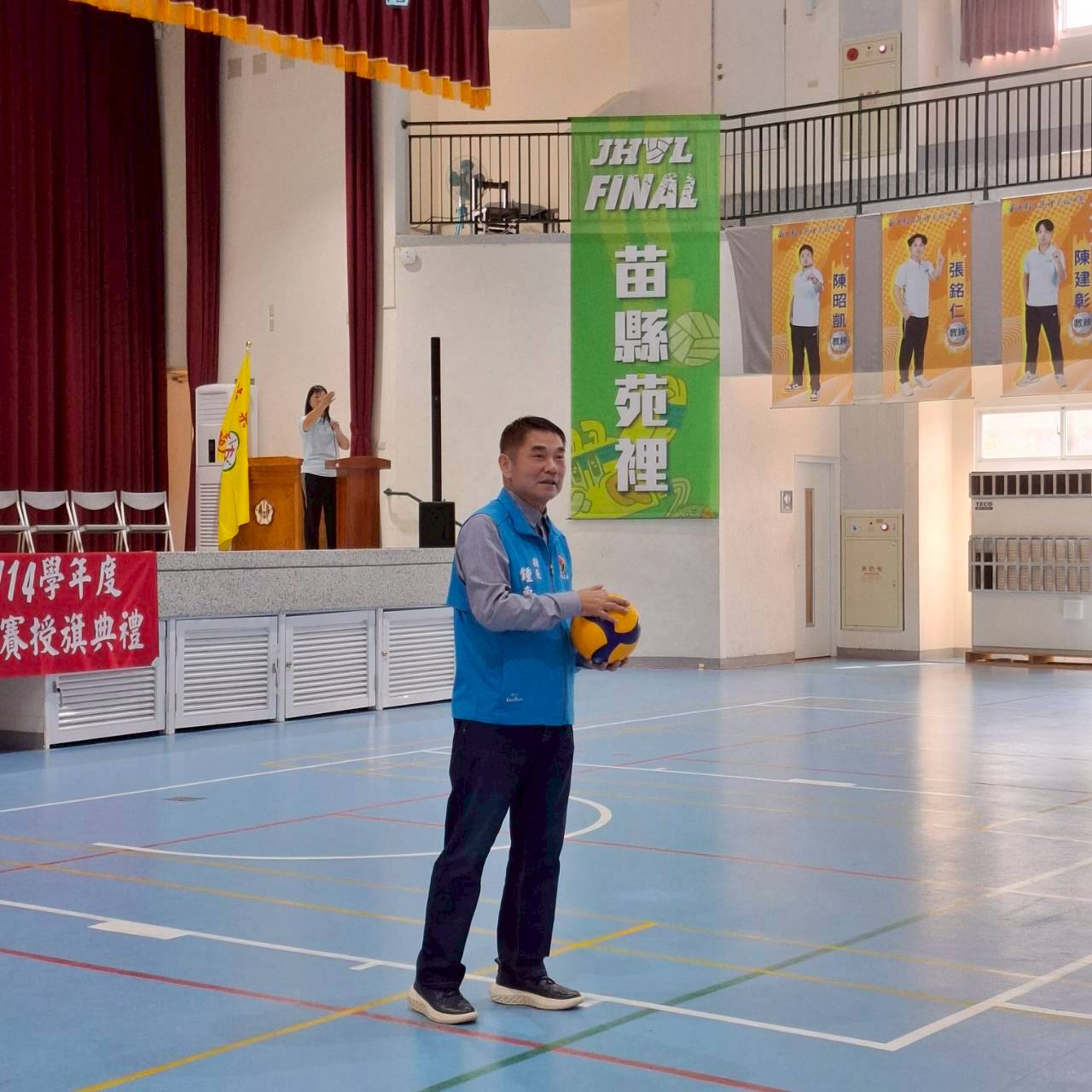 de35d537 0247 4e89 b9e8 58c831591f1d