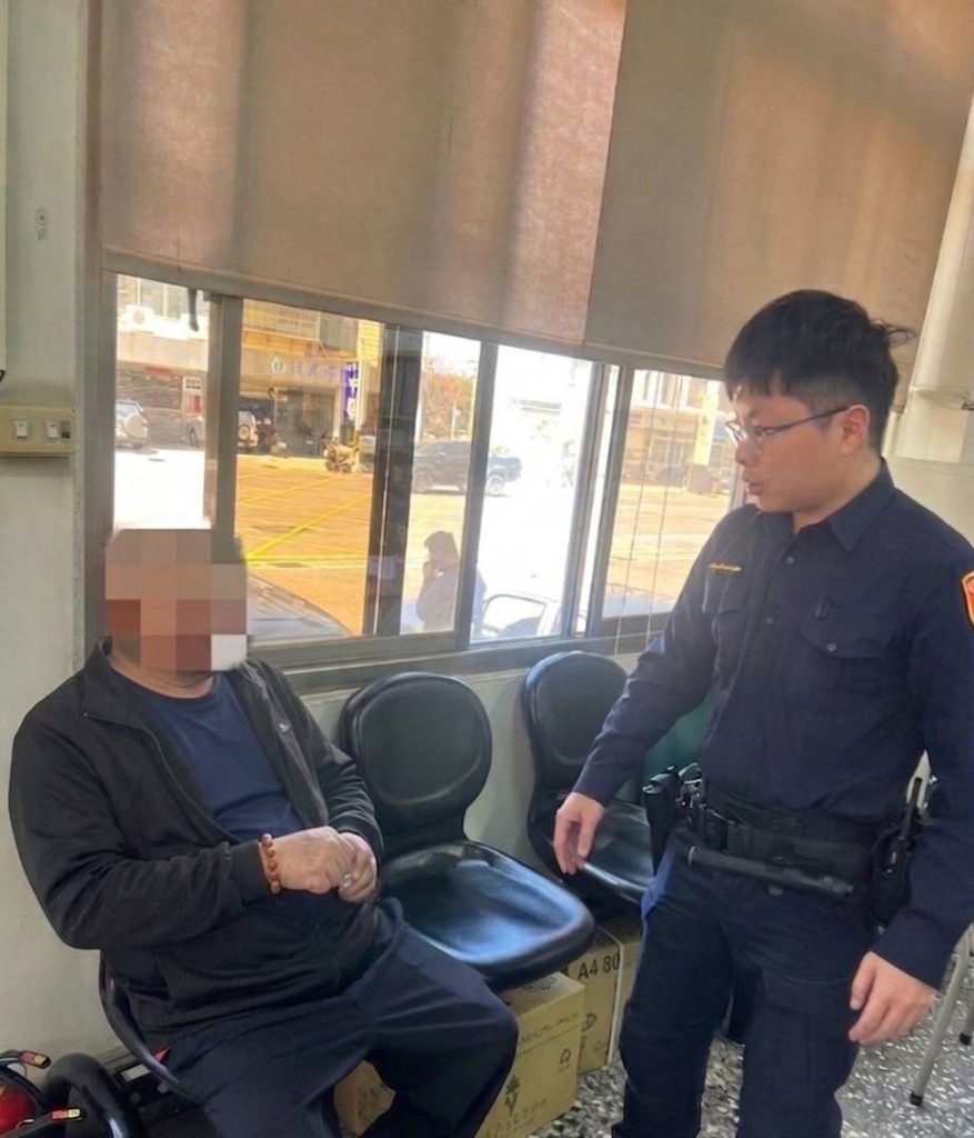 S 524247062 0 877x1024 1