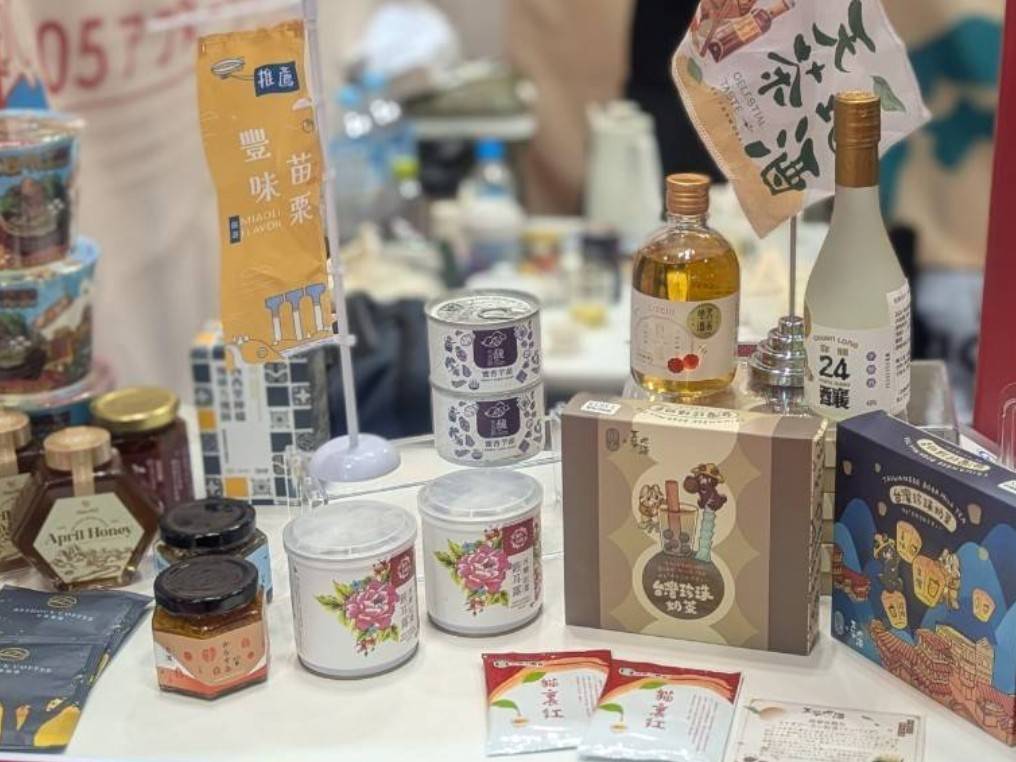 04d27144 1193 4215 8877 c1b4454fcb0e