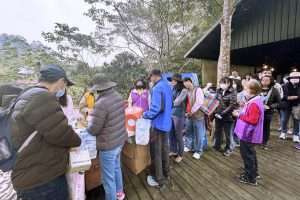 %E5%9C%965 0 Fotor 300x200 1