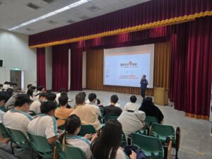 1774431577893 300x225 1