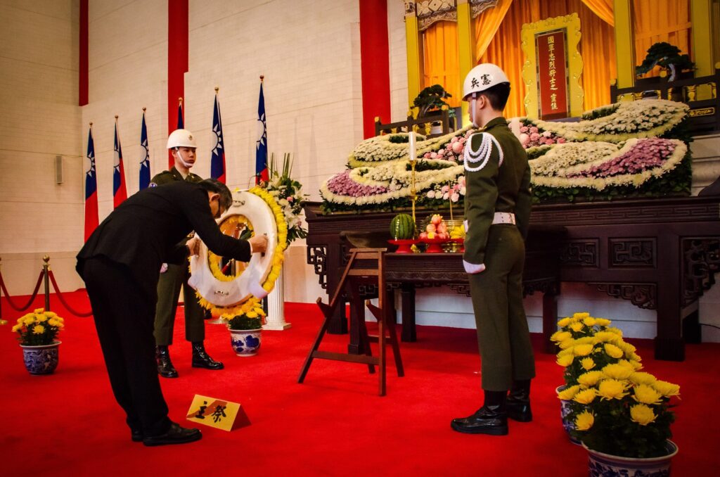 北市舉行115年春祭忠烈陣亡將士典禮 張溫德副市長視察軍墓設施革新成果 6 a724ef5d c975 4e17 b3cf 479fb1c08429 1024x678 1