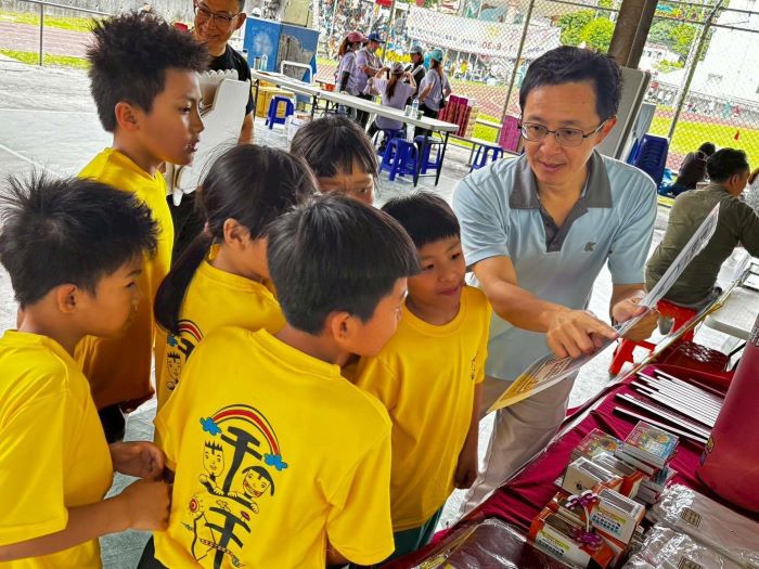 《圖說》宜蘭縣政府文化局廉政宣導深耕校園。〈文化局提供〉