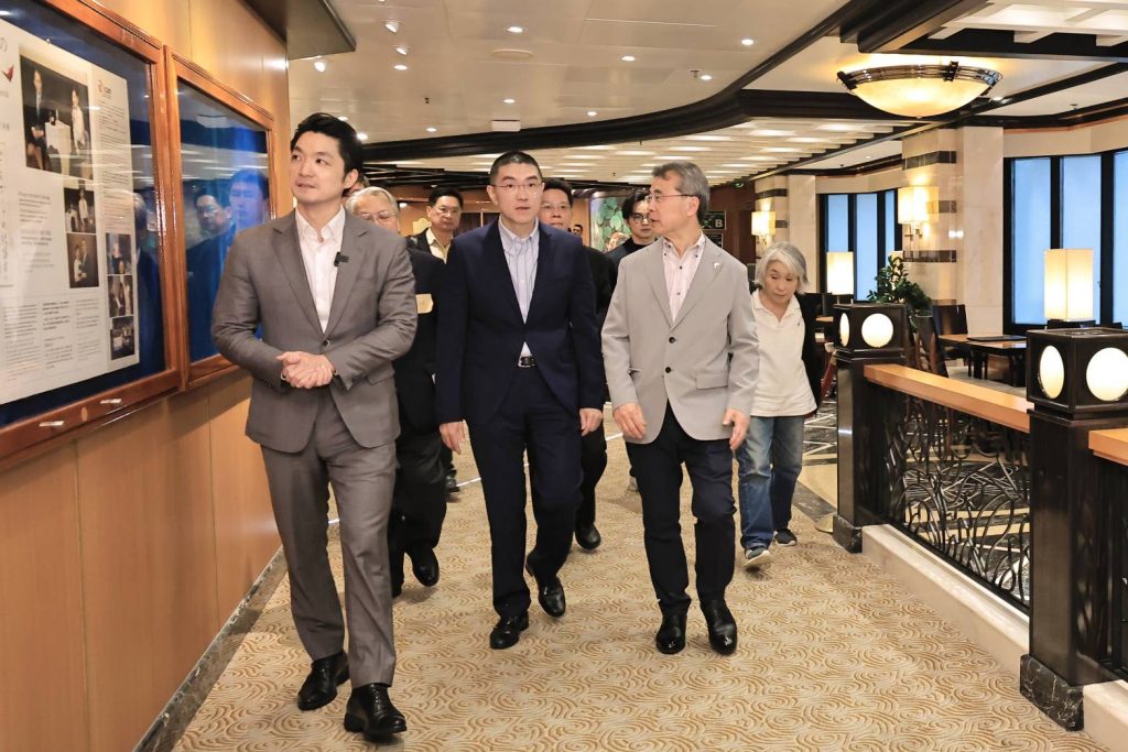 S 526123033 1024x683 1