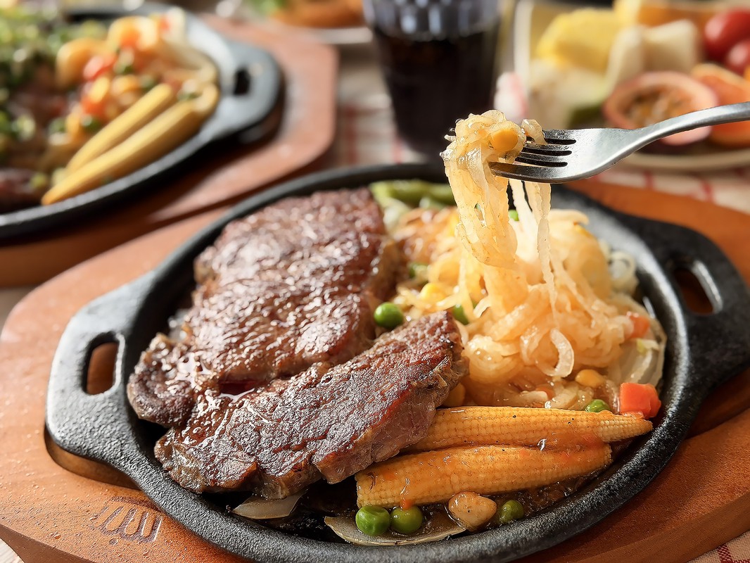 貴族世家 × 孫東寶 4月聯手出擊!「雙蔥大對決」火熱登場:青蔥、洋蔥營養雙響炮,鐵板牛排美味再進化 7 d2efff51 fa26 4b1c a4df 362c5453949e 177500802954280710509843133