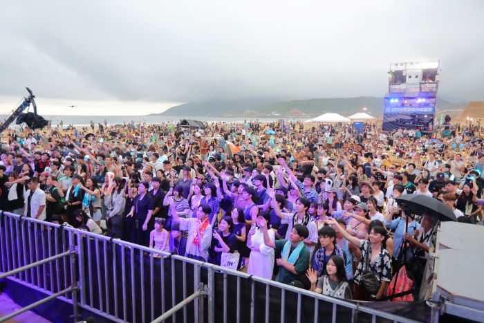 號召原創新聲首獎40萬 新北河海音樂季徵件開跑 6 《圖說》「2026新北市河海音樂季」音樂浪潮再度強勢來襲!--圖為2025年資料照。〈觀旅局提供〉