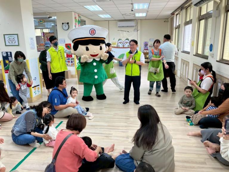 新竹郵局辦「郵愛童心」親子活動 沙畫明信片傳遞溫馨祝福 3 20260401183046 51d62191