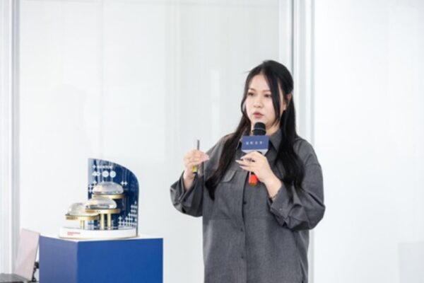 圖:內容創作者「醫美奶媽」可可