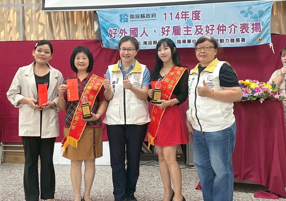 01%E5%AE%8F%E4%BF%9D%E4%BA%BA%E5%8A%9B30%E9%A4%98%E5%B9%B4%E5%B0%88%E6%A5%AD%E5%A4%96%E7%B1%8D%E7%A7%BB%E5%B7%A5%E7%AE%A1%E7%90%86%E7%B6%93%E9%A9%97