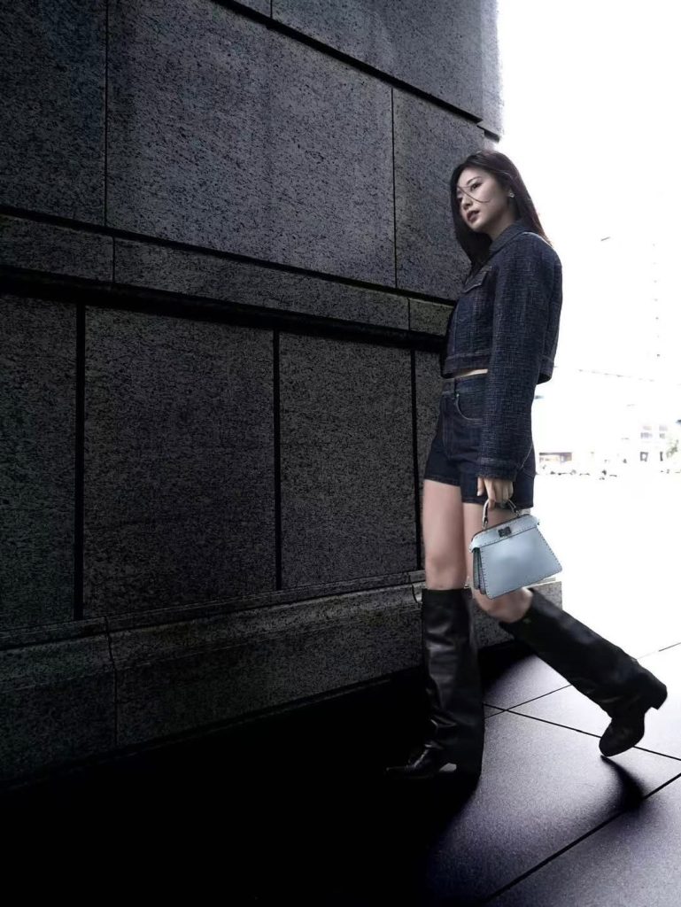 S 12124186 0 769x1024 1