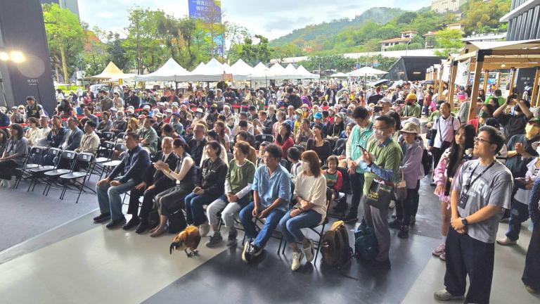 世界地球日「Vegan Asia 無肉市集」登場 彭啓明部長力挺蔬食永續行動 22 20260404215432 ba090a32