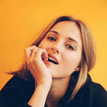 人物專欄 她從北歐森林走上紅毯:雷娜特·瑞斯維,那個不裝的影后 5 S 12304392 0