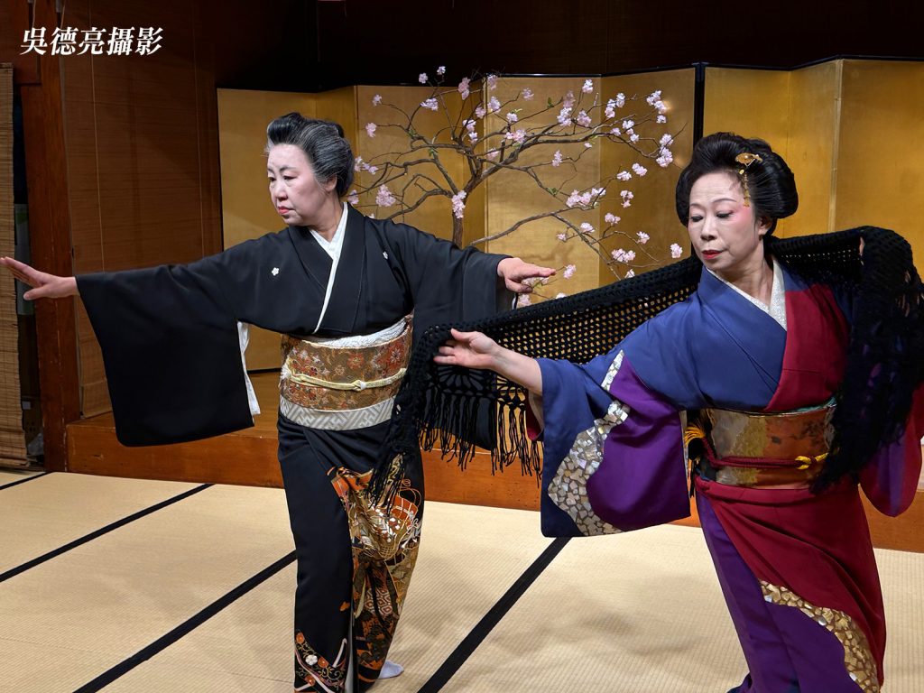 %E7%BE%8E%E9%BA%97%E5%92%8C%E6%9C%8D%E6%97%A5%E8%88%9E%E5%AD%B8%E8%8B%91%E6%B7%B1%E8%80%95%E5%8F%B0%E7%81%A317%E5%B9%B400008 1024x768 1