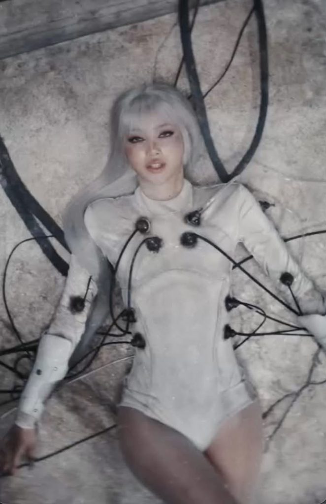 S 13033492 0 662x1024 1 1