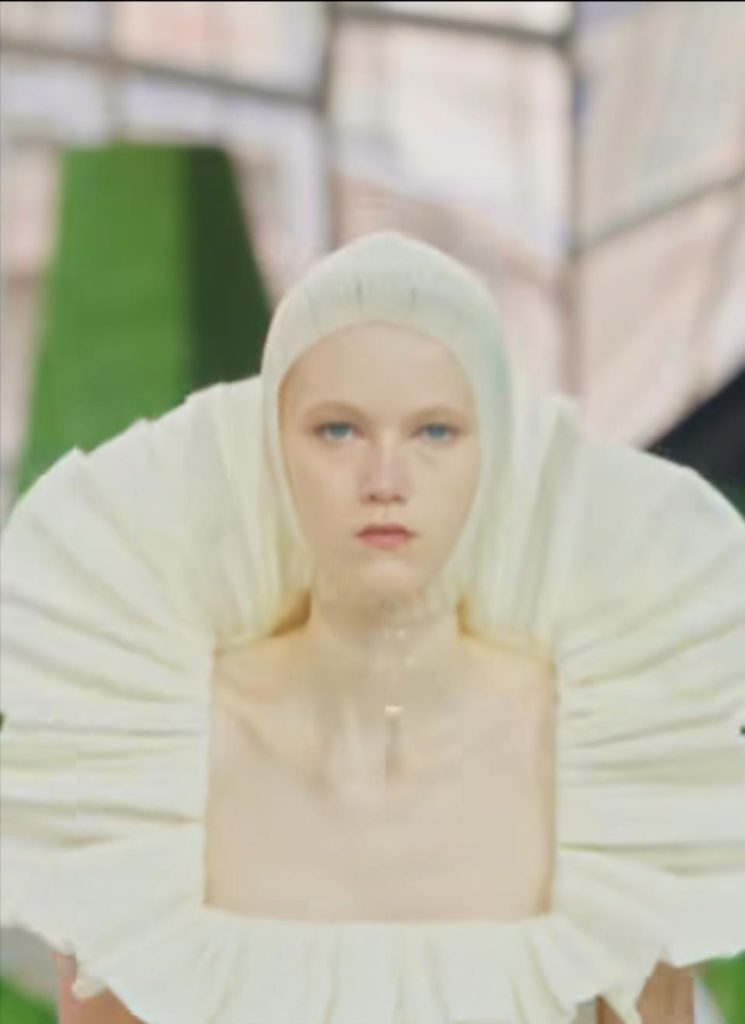 LV%E6%B7%B7%E8%A1%80%E6%9C%AA%E4%BE%86%E6%B0%91%E4%BF%97%E9%A2%A800005 745x1024 2