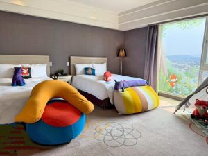 新竹老爺攜手Yogibo打造「森林小聚」主題住房 沉浸療癒空間開啟城市中的放鬆假期 7 23 300x225 1