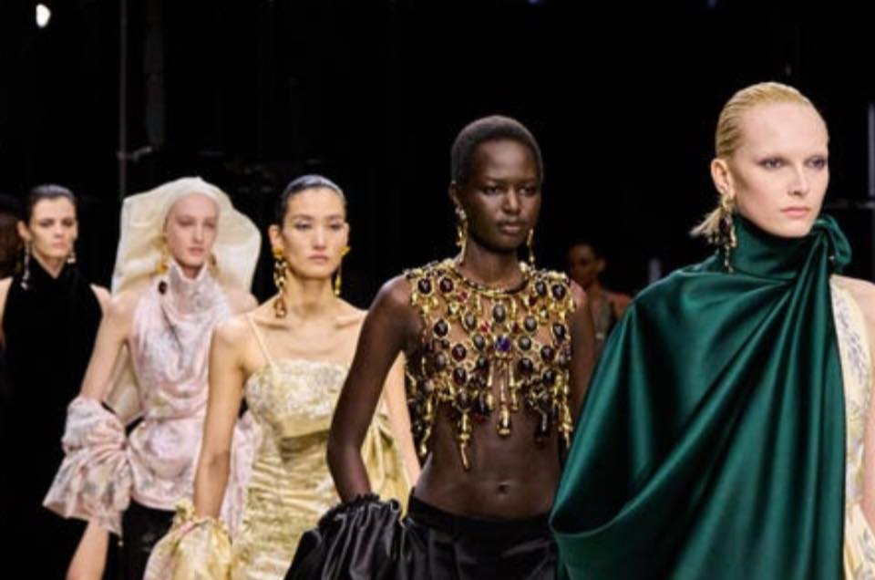 Givenchy%E7%8F%A0%E5%AF%B6%E8%88%87%E6%99%82%E5%B0%9A00007