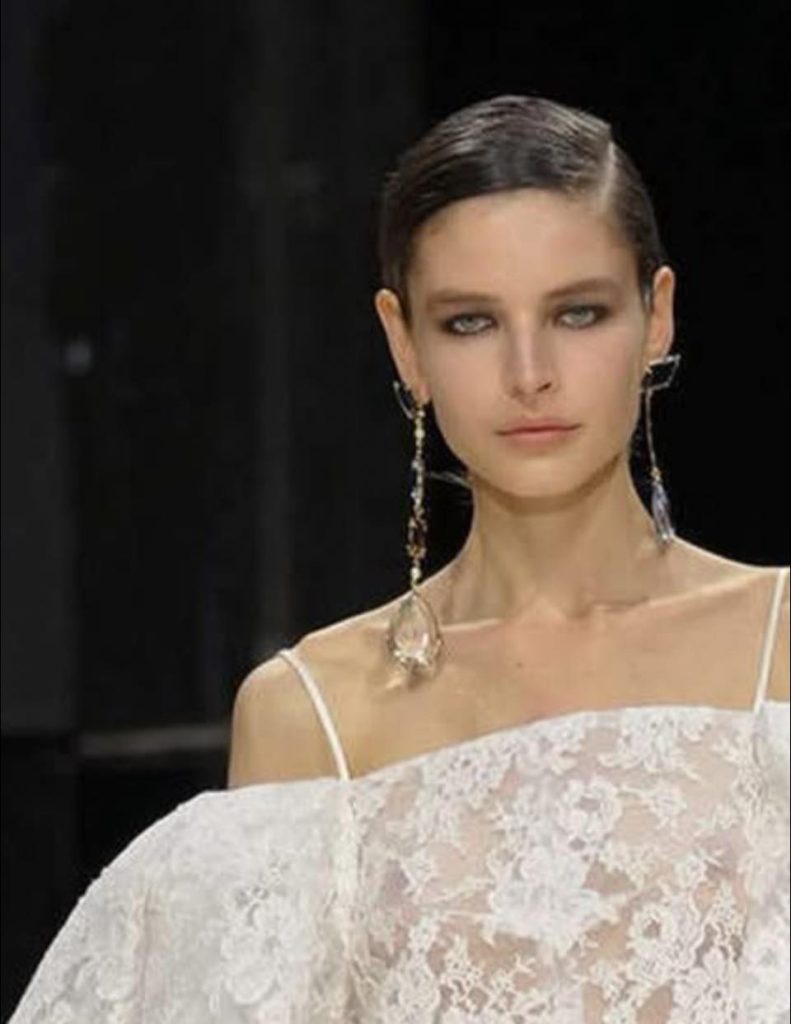 Givenchy%E7%8F%A0%E5%AF%B6%E8%88%87%E6%99%82%E5%B0%9A00003 791x1024 1