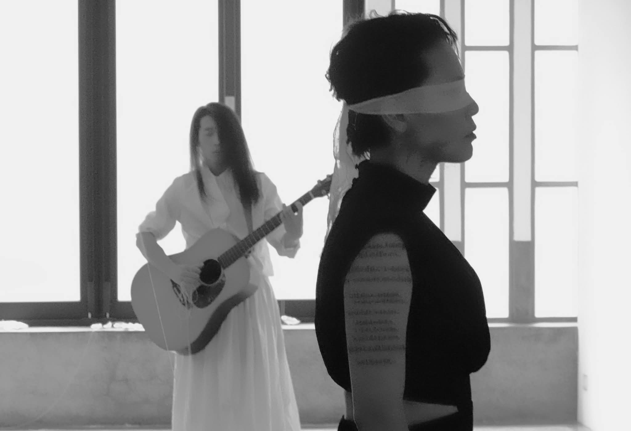 %E4%B8%80%E5%80%8B%E5%85%A9%E5%80%8B%E4%BA%BA NymreBLSH%E5%8A%87%E7%85%A7