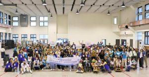 從滾動到成長!小手滾出大未來 心路早療兒童地板滾球聯誼賽鼓勵家長陪伴孩子享受運動樂趣 20 21 1 300x155 1