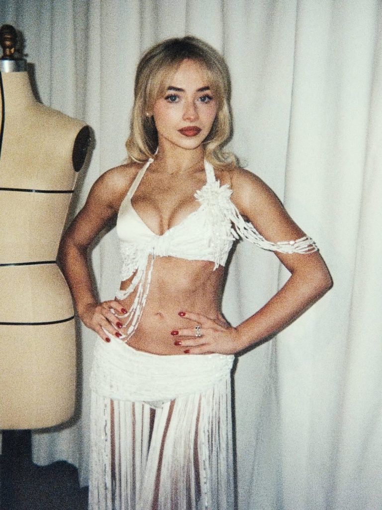 S 13344793 0 768x1024 1