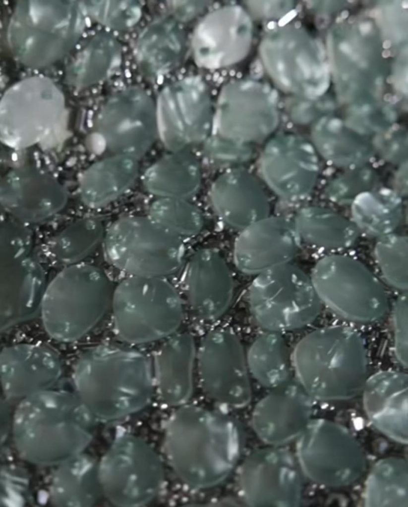 2026Giorgio Armani jade00004 823x1024 1