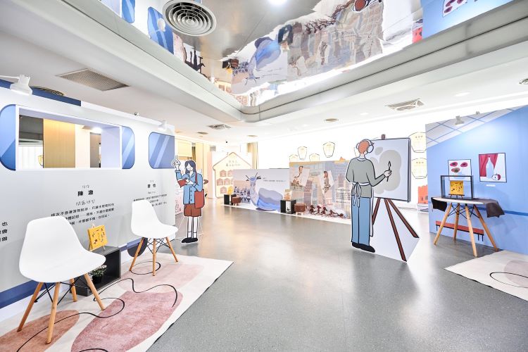 鼓勵跨世代多元創作 新北市美展、文學獎同步徵件 6 《圖說》去年第15屆新北市文學獎得獎作品展示現場一隅。〈文化局提供〉