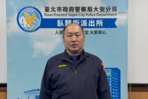 網戀變投資陷阱 大安警銀聯手阻詐 守住50萬積蓄 2 MEITU 20260416 082337604 300x200 1