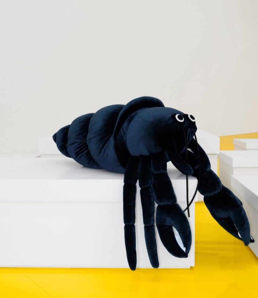 2026Loewe%E7%9A%84%E5%96%AE%E6%8F%90%E6%8A%8A%E5%8C%8500009 886x1024 1