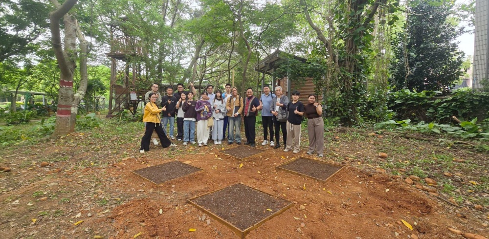 01%E4%B8%AD%E5%8E%9F%E5%A4%A7%E5%AD%B8%E5%B8%AB%E7%94%9F%E5%8F%8A%E5%8E%9F%E6%B0%91%E6%A5%AD%E5%B8%AB%E6%96%BC%E4%BF%A1%E5%AF%A6%E6%95%99%E5%AD%B8%E5%9F%BA%E5%9C%B0%E9%80%B2%E8%A1%8C%E9%A3%9F%E8%BE%B2%E6%95%99%E8%82%B2%E5%A0%B4%E5%9F%9F%E5%AF%A6%E4%BD%9C%E6%8C%87%E5%B0%8E