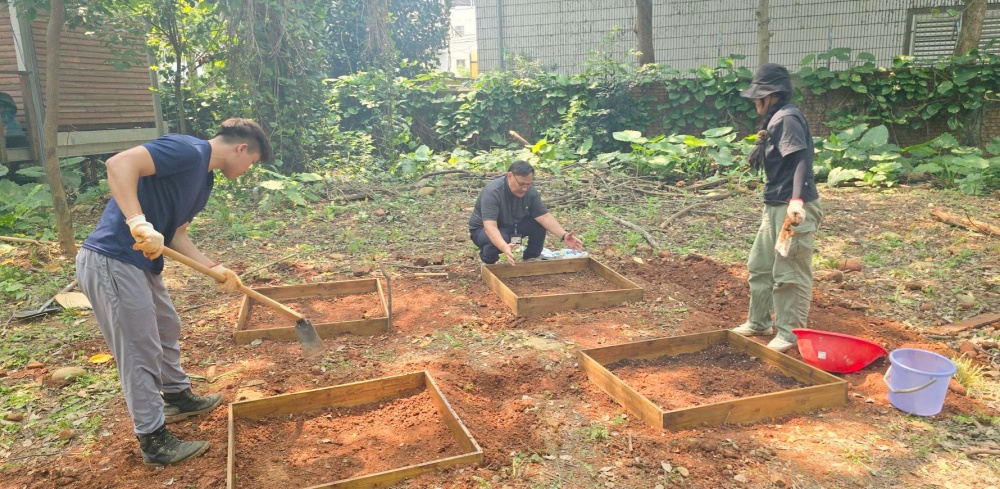 02%E4%B8%AD%E5%8E%9F%E5%A4%A7%E5%AD%B8%E4%BF%A1%E5%AF%A6%E6%95%99%E5%AD%B8%E5%9F%BA%E5%9C%B0%E9%A3%9F%E8%BE%B2%E6%95%99%E8%82%B2%E5%AF%A6%E4%BD%9C%E5%B1%95%E7%8F%BE%E6%96%87%E5%8C%96%E8%88%87%E5%9C%9F%E5%9C%B0%E5%85%B1%E5%AD%B8%E7%B2%BE%E7%A5%9E