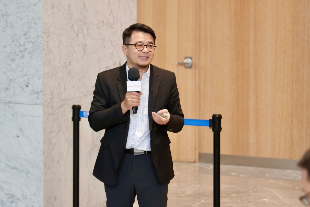 臺北打造AI創業生態 企業齊聚激盪創新火花 8 04%E6%85%A7%E4%BF%9D%E7%A7%91%E6%8A%80%E6%A5%8A%E6%89%BF%E7%9B%8A%E5%9F%B7%E8%A1%8C%E9%95%B7%E8%AA%AA%E6%98%8EAI%E5%B0%8E%E5%85%A5%E5%82%B3%E7%B5%B1%E7%94%A2%E6%A5%AD%E7%9A%84%E6%87%89%E7%94%A8%E6%88%90%E6%9E%9C